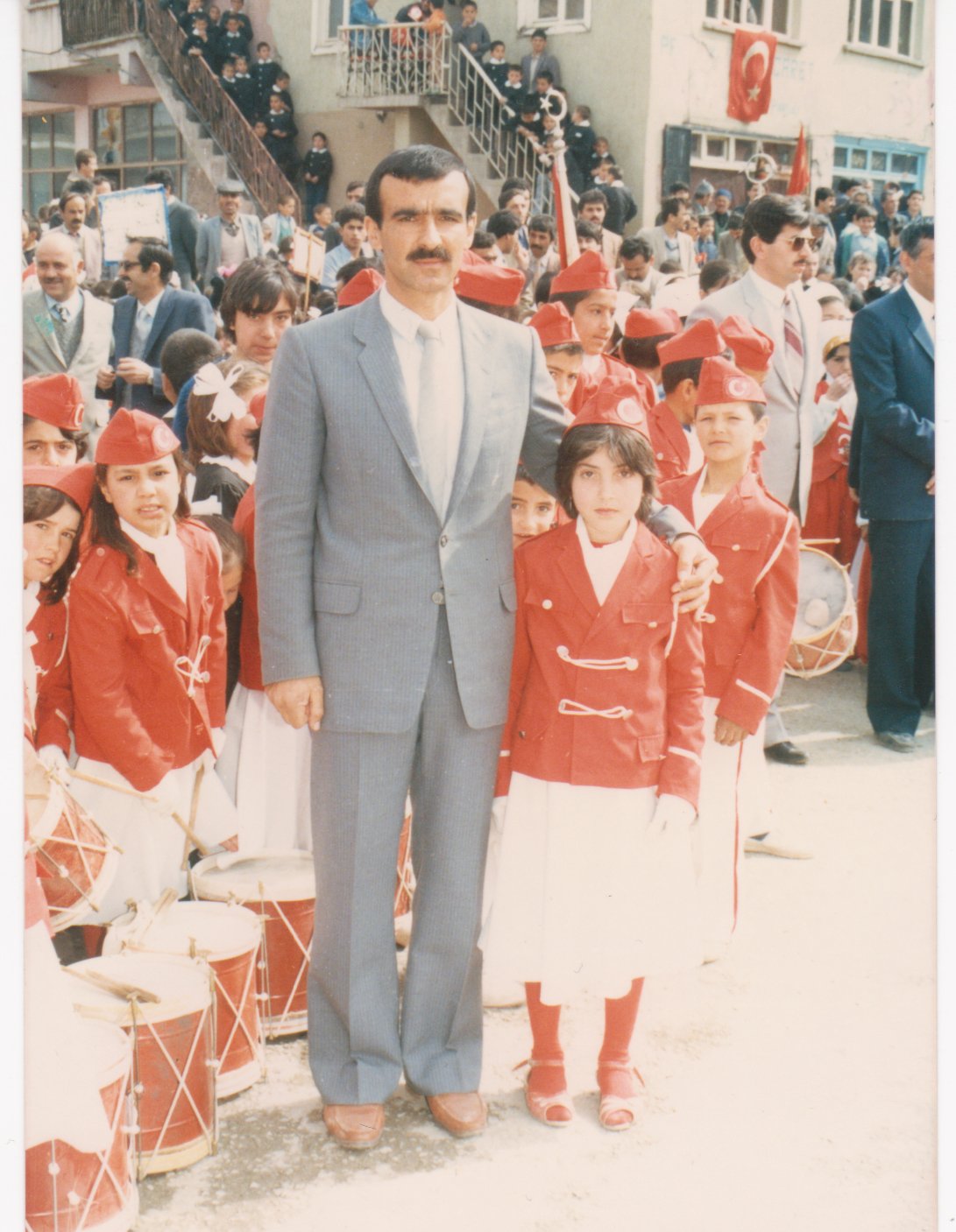 23_Nisan_1987_Ataturkio.jpg